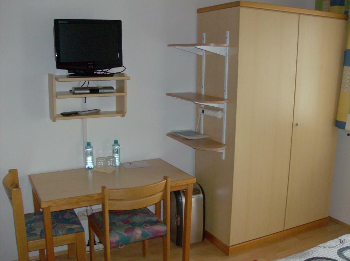 Haus Renarth - Michaela Pro Apartment Kitzeck im Sausal Luaran gambar
