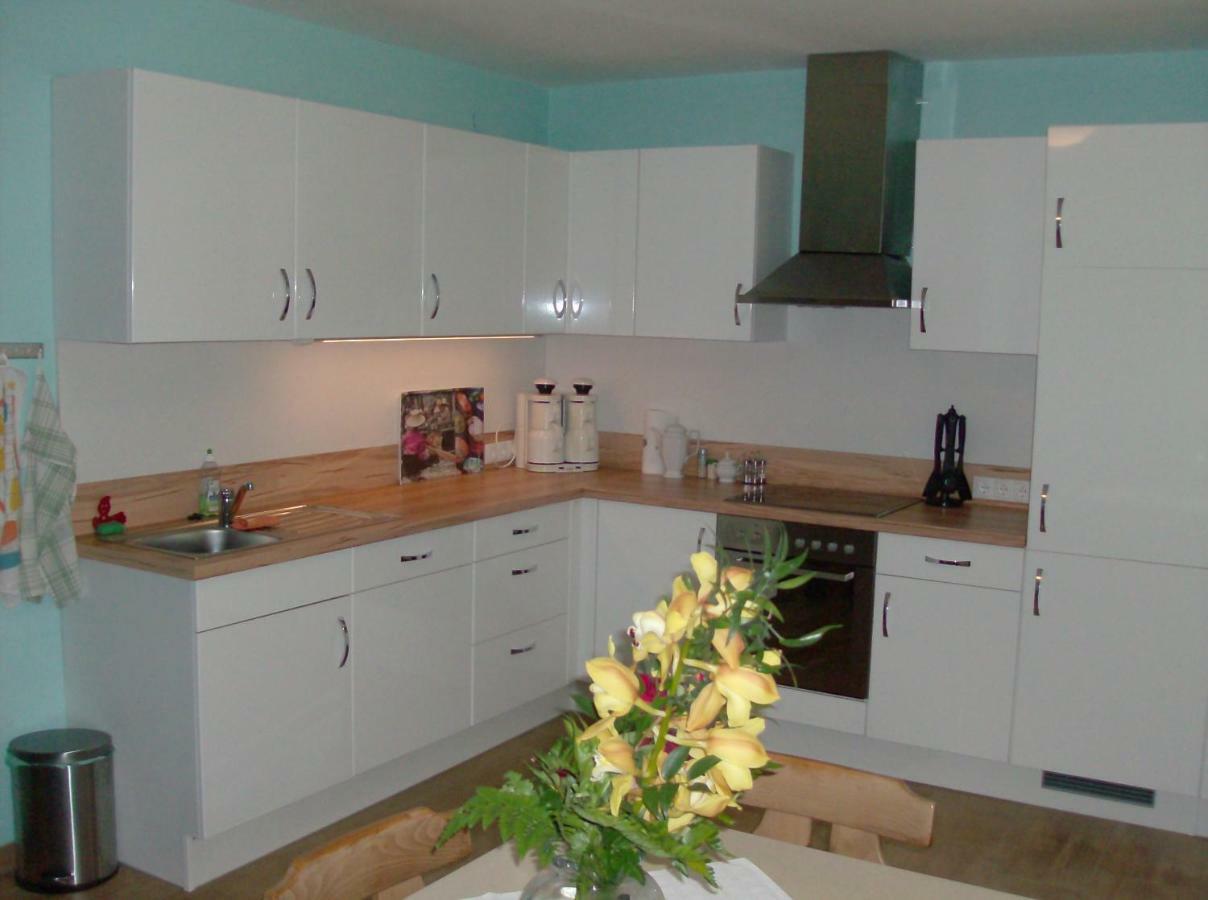 Haus Renarth - Michaela Pro Apartment Kitzeck im Sausal Luaran gambar
